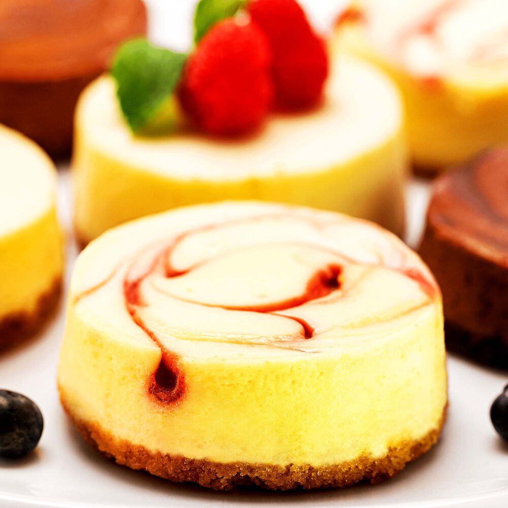 Mini Cheesecakes Sampler - Assorted Flavors image number 5