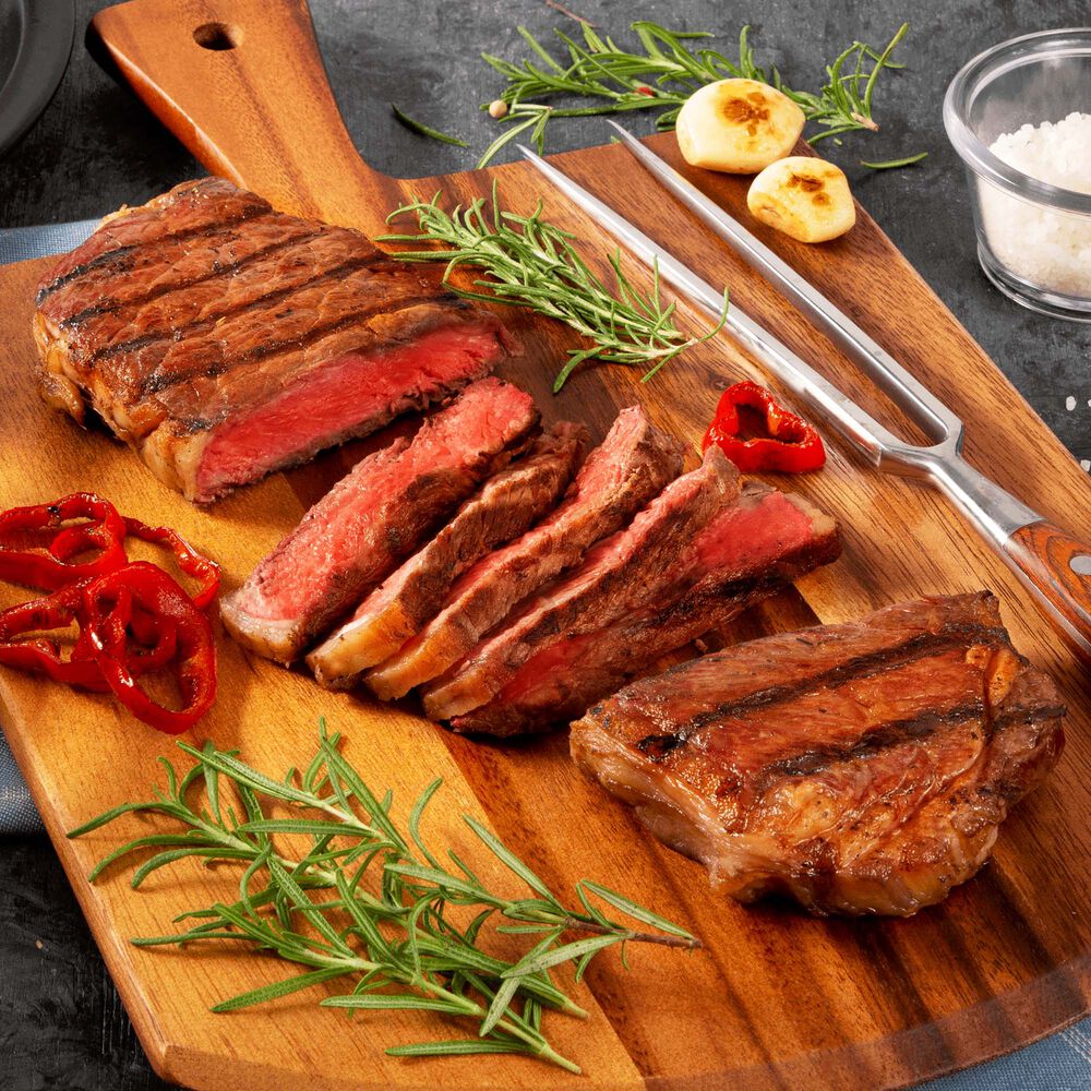 True Angus Strip Steaks Bundle image number 3