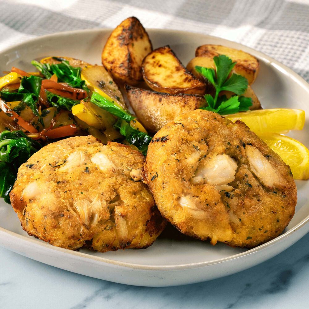 Classic Maryland Crab Cakes image number 2