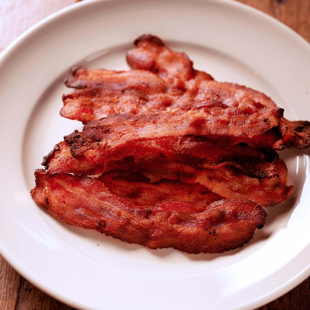 No-Sugar Applewood-Smoked Bacon image number 0