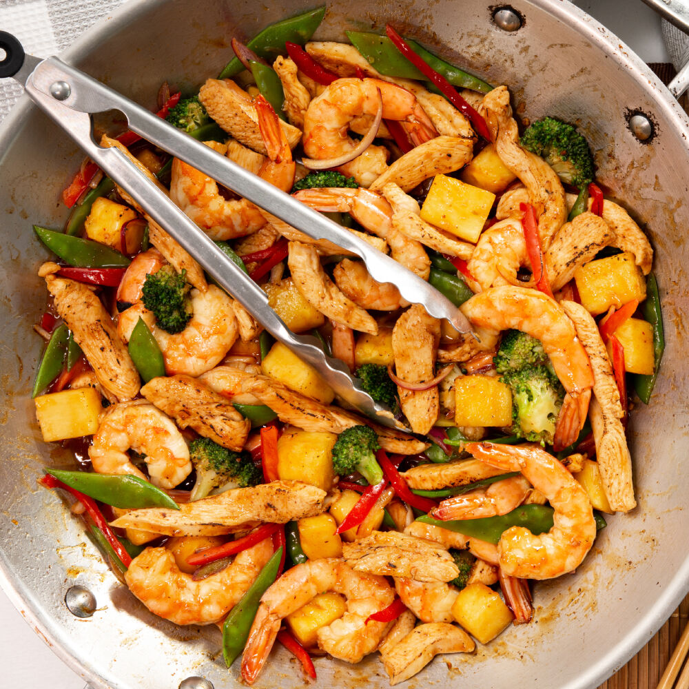 best keto dinner recipes - chicken and shrimp stir-fry recipe