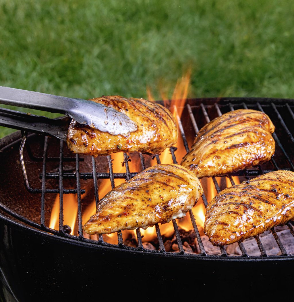 grilling chicken on a gas grill