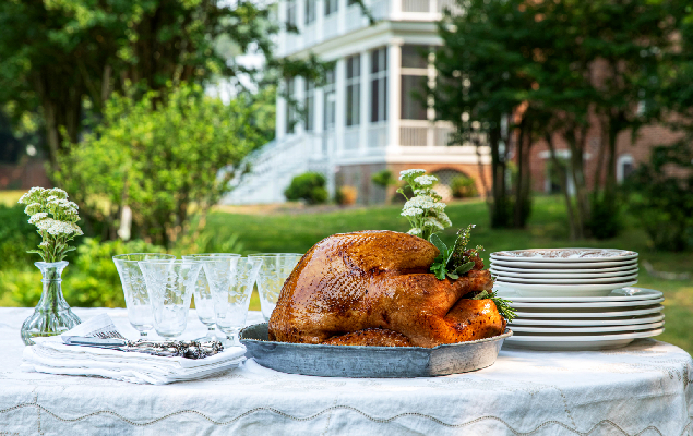 Thanksgiving recipes and cooking guides